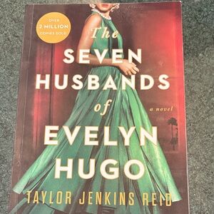 The Seven Husbands of Evelyn Hugo Book